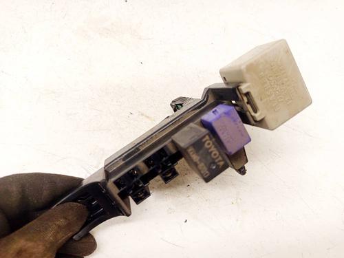 Used Fuse box Fuse box TOYOTA AVENSIS (_T25_) 2.0 D-4D (ADT250_, ADT250R) (126 hp) 33862096 33862096