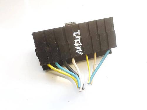 Used Fuse box Fuse box CITROËN C5 III (RD_) 2.0 HDi 140 (RDRHF8, RDRHFA, RDRHA8, RDRHAJ) (140 hp) 33999815 33999815