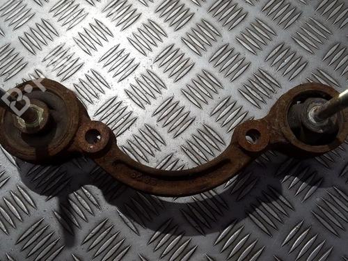 Used Engine mount Engine mount TOYOTA RAV 4 II (_A2_) 2.0 (ACA26) (150 hp) 33499581 33499581