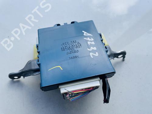 Used Electronic module Electronic module TOYOTA COROLLA Verso (ZER_, ZZE12_, R1_) 2.2 D-4D (AUR10_, AUR10R) (136 hp) 32882906 32882906
