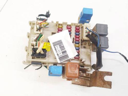 Used Fuse box NISSAN PRIMERA Hatchback (P12) 2.2 Di (126 hp) 32589075
