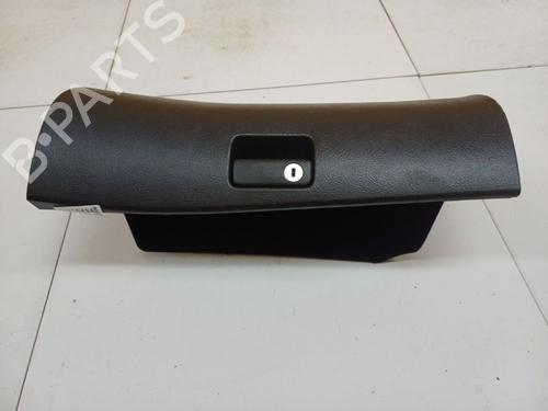 Used Glove box Glove box 37505573 37505573