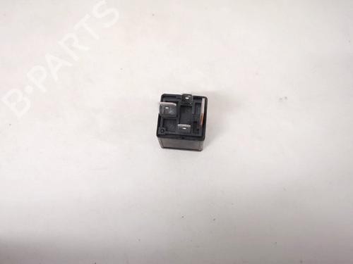 Electronic sensor FIAT STILO (192_) 1.9 JTD (192_XF1A) | BP33083344M84 - Image 2
