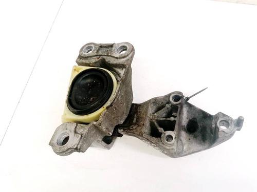 Used Engine mount Engine mount RENAULT MEGANE III Hatchback (BZ0/1_, B3_) 1.5 dCi (BZ09, BZ0D, BZ1W, BZ29, BZ14) (110 hp) 32925207 32925207