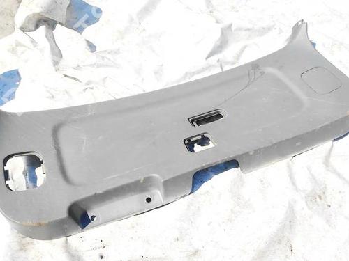 Used Boot lining Boot lining TOYOTA AVENSIS VERSO (_M2_) 2.0 D (CLM20_, CLM20R) (116 hp) 35281387 35281387