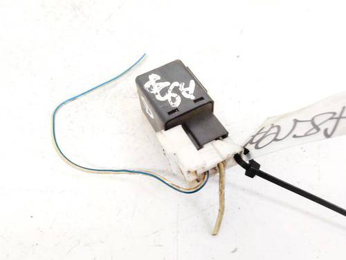 other-nissan-primera-hatchback-p12-2002-32957937 main image