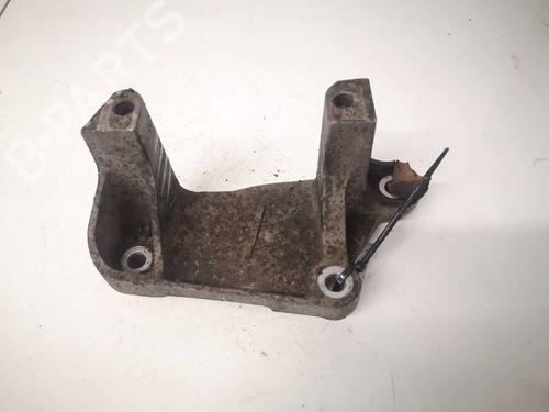 Used Support Support CITROËN C5 III (RD_) 2.0 HDi (RDRHD8, RDRHDJ, RDRHR8, RDRHRJ) (136 hp) 33613142 33613142