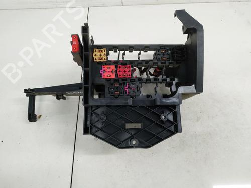 Used Fuse box Fuse box SKODA FABIA I (6Y2) 1.4 TDI (70 hp) 33086176 33086176