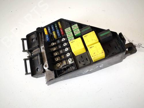 Used Fuse box Fuse box LAND ROVER FREELANDER I (L314) 2.0 Td4 4x4 (112 hp) 32956011 32956011