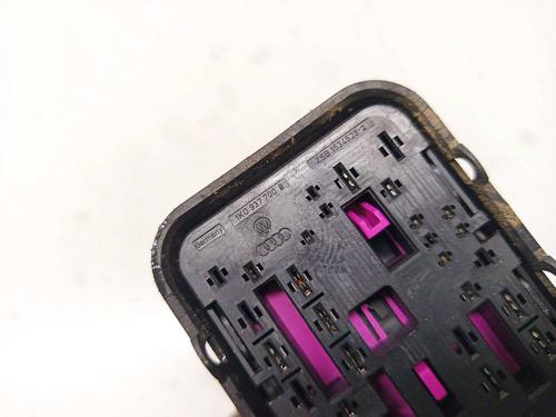 Fuse box VW PASSAT B6 (3C2) 2.0 TDI | BP32534926E1