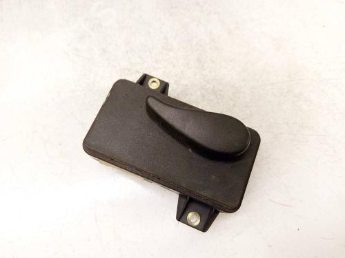 Used Switch Switch AUDI A6 C5 (4B2, 4B4) 2.5 TDI (155 hp) 40486008 40486008