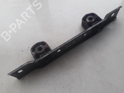 Used Engine mount Engine mount SAAB 9-3 (YS3F, E79, D79, D75) 1.9 TiD (150 hp) 33516992 33516992