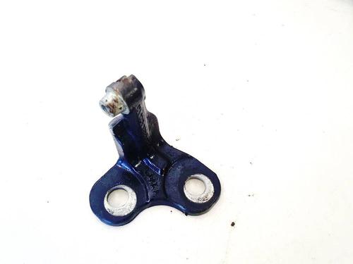 hingedoor-check-strap-jaguar-f-pace-x761-2015-32920754 main image