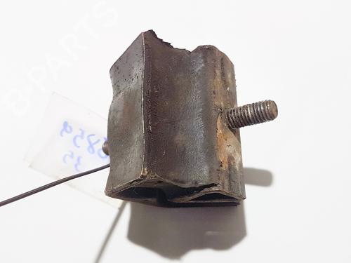 Used Engine mount Engine mount AUDI 80 B2 Saloon (811, 813, 814, 819, 853) 1.6 TD (70 hp) 33088845 33088845