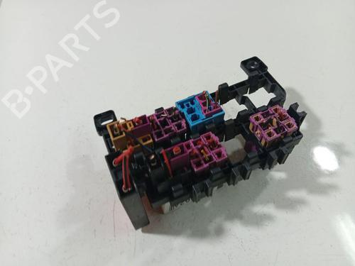 Fuse box AUDI A6 C6 (4F2) 3.2 FSI quattro | BP38975204E1 - Image 3