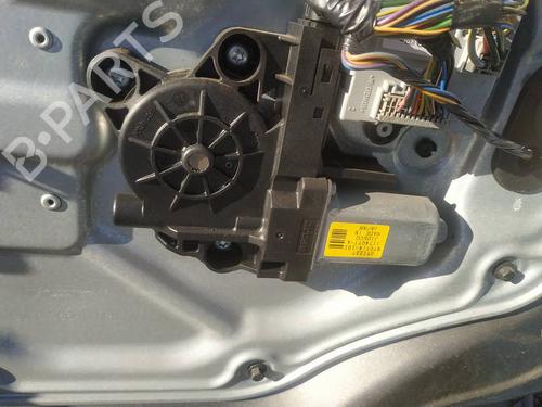 Used Right front window motor Right front window motor 35100168 35100168