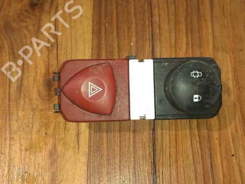 warning-switch-renault-scenic-ii-jm01_-2003-2004-2005-2006-2007-2008-2009-2010-35681932 main image