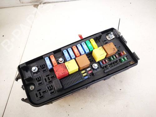 Used Fuse box Fuse box OPEL SIGNUM Hatchback (Z03) 2.2 direct (F48) (155 hp) 32944215 32944215