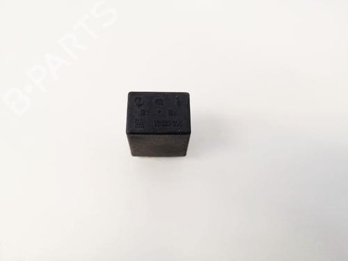Used Electronic sensor Electronic sensor OPEL VECTRA B (J96) 2.0 DI 16V (F19) (82 hp) 33064602 33064602