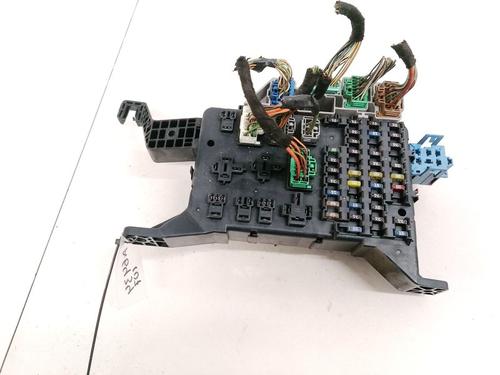 Used Fuse box Fuse box FORD MONDEO III (B5Y) 2.0 TDCi (130 hp) 33083457 33083457