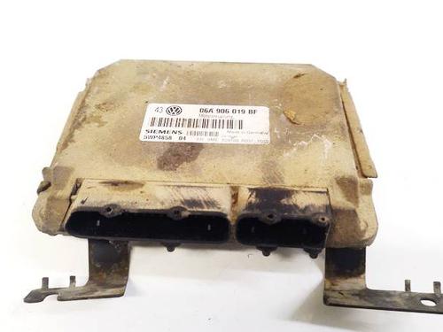 Used Engine control unit (ECU) Engine control unit (ECU) VW GOLF IV (1J1) 1.6 (100 hp) 32625573 32625573