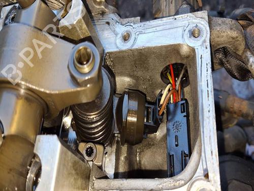 Injector VW GOLF V (1K1) 1.9 TDI | BP35831753M100 - Image 2