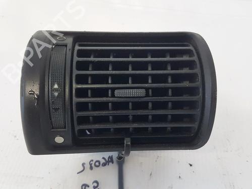 air-vent-audi-a4-b5-8d2-1994-1995-1996-1997-1998-1999-2000-2001-33066470 main image