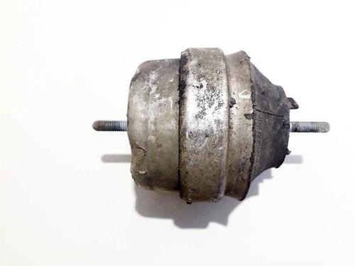 Used Engine mount Engine mount VW PASSAT B5 Variant (3B5) 1.6 (101 hp) 33520158 33520158