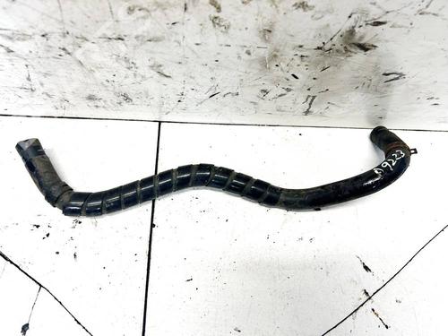 Used Pipe Pipe TOYOTA RAV 4 II (_A2_) 2.0 (ACA26) (150 hp) 32952301 32952301