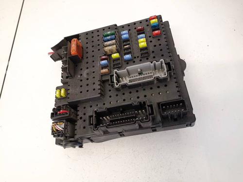 Used Fuse box Fuse box MERCEDES-BENZ E-CLASS (W211) E 220 CDI (211.006) (136 hp) 32948470 32948470