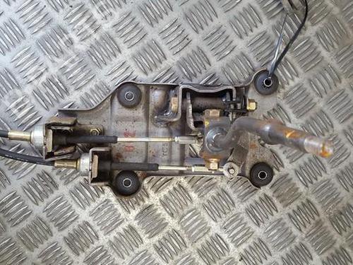 Used Gear lever Gear lever HYUNDAI SONATA IV (EF) 2.0 (134 hp) 35686898 35686898