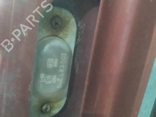licence-plate-light-hyundai-santa-fe-i-sm-2000-2001-2002-2003-2004-2005-2006-34795338 main image