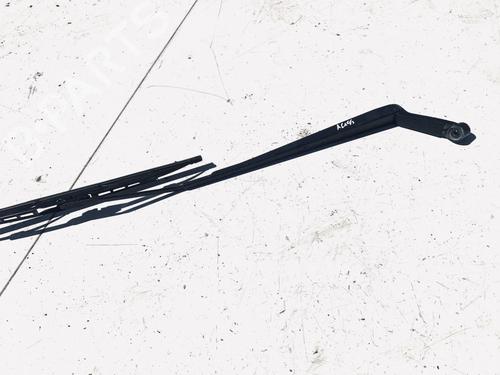 Vindspejlsviskerarm Vindspejlsviskerarm TOYOTA AVENSIS (_T25_) 2.0 D-4D (CDT250_, CDT250R) (116 hp) 33068983 33068983