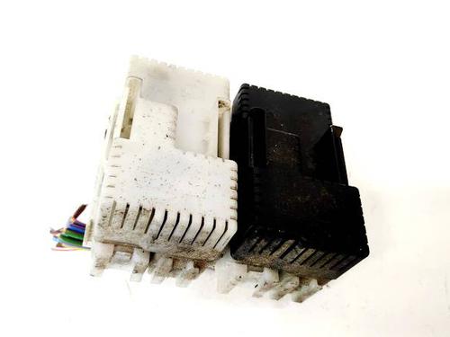 fuse-box-ford-galaxy-ii-wa6-2006-2007-2008-2009-2010-2011-2012-2013-2014-2015-32944469 main image