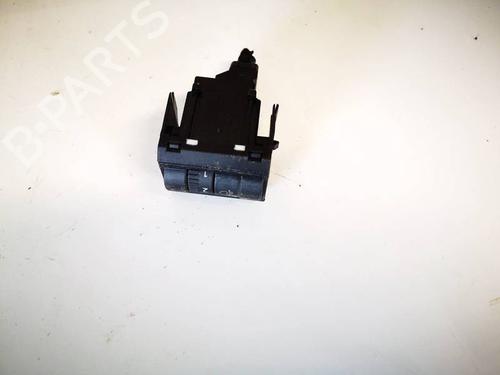 switch-skoda-roomster-5j7-2006-2007-2008-2009-2010-2011-2012-2013-2014-2015-34970745 main image