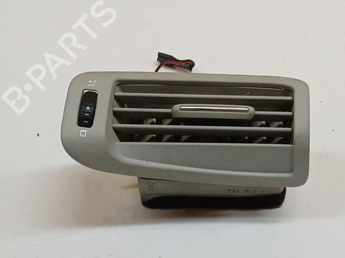 Used Air vent Air vent SKODA SUPERB II (3T4) 2.0 TDI (140 hp) 33837832 33837832