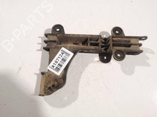 Used Rear bumper bracket Rear bumper bracket 34949760 34949760