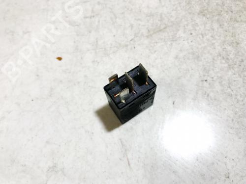Electronic sensor FORD FOCUS I (DAW, DBW) 1.8 TDCi | BP33523255M84 - Image 2
