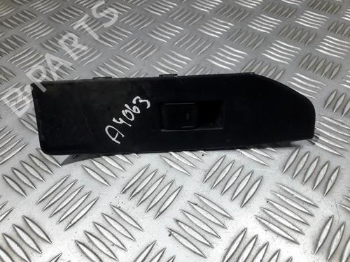 Used Switch Switch TOYOTA VERSO (_R2_) 2.0 D-4D (AUR20_, AUR20R) (126 hp) 33502553 33502553