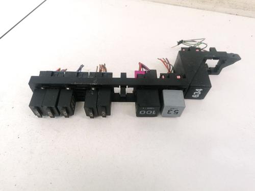 Used Fuse box Fuse box VW PHAETON (3D1, 3D2, 3D3, 3D4, 3D6, 3D7, 3D8, 3D9) 3.2 V6 (241 hp) 32901856 32901856