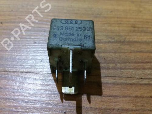 Used Electronic sensor Electronic sensor AUDI A4 B5 (8D2) 1.6 (100 hp) 33519048 33519048