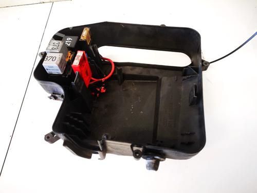 Used Fuse box Fuse box AUDI A4 B5 (8D2) 1.9 TDI (90 hp) 32884515 32884515
