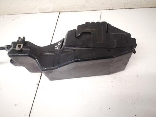 Used Fuse box Fuse box VOLVO S80 I (184) 2.4 (170 hp) 32897857 32897857