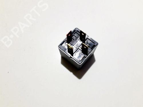 Electronic sensor KIA CARNIVAL I (UP, FL) 2.9 TDi | BP38583416M84 - Image 2