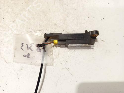 Used Electronic module Electronic module MERCEDES-BENZ C-CLASS (W203) C 200 CDI (203.004) (116 hp) 32563332 32563332