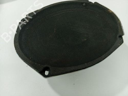 speaker-dodge-caliber-2006-32535335 main image