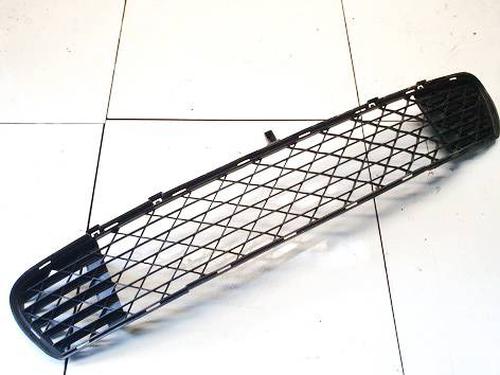 Used Grille Grille 36824533 36824533
