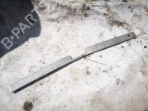 Estribo Estribo AUDI A4 B5 (8D2) 1.9 TDI (110 hp) 35415877 35415877