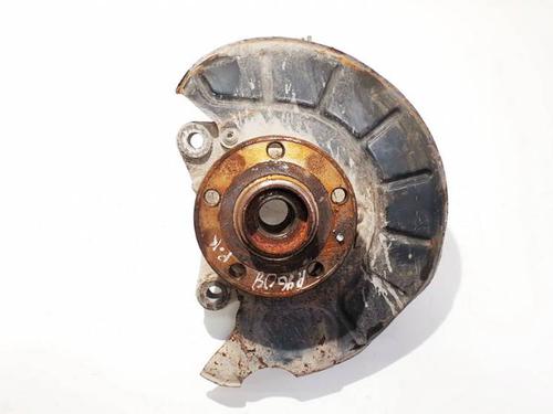 Used Left front steering knuckle Left front steering knuckle VW PASSAT B6 (3C2) 2.0 TDI (140 hp) 35355685 35355685