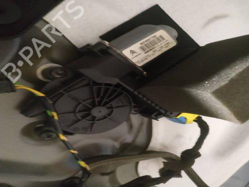 Used Right front window motor Right front window motor 35280682 35280682